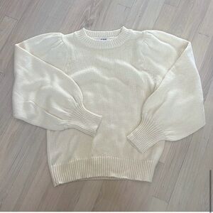 525 Finley Puff Pullover in Ecru Size Large RUNS SMALL!
